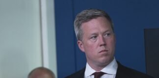 Міністр армії США попередив Україну про неминучу поразку, – NBC News