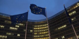 ЄС розглядає новий підхід до репараційного кредиту Україні, – Le Monde