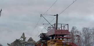 Потяг біля Коростеня зійшов з рейок через удар російського БПЛА, — УЗ