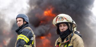 Під ударом енергетика на заході України, є жертви та проблеми зі світлом: все про атаку РФ