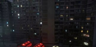 Віктор Ющенко показав незламну Троєщину в темряві і звернувся до українців