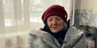 Із Добропілля евакуювали жінку, яка три тижні прожила у холодній хаті без їжі та води