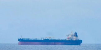 Іспанія врятувала підсанкційний танкер “тіньового флоту” рф