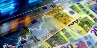 Євро в обмінниках перевищило 51,5 гривень. Як учора закрився міжбанк