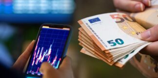 Банки підняли вартість євро вище 51 гривні. Якого курсу очікувати в лютому