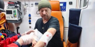 Внаслідок ранкового удару по Краматорську поранено журналістів