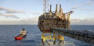 Угорщина тимчасово зможе імпортувати російську нафту через Хорватію