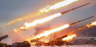 Росіяни обстріляли Херсон з РСЗВ: є постраждалі