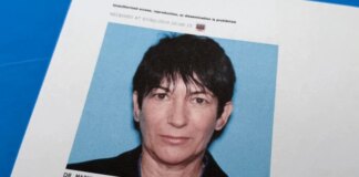 Адвокати соратниці Епштейна намагаються зупинити публікацію справи