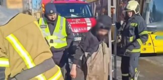 У Києві рятувальники визволили дітей, які заблукали в каналізаційних тунелях на Хрещатику