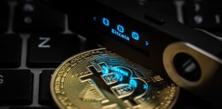 Біткойн пройшов іспит на міцність: чи чекати на ривок до 81 000 доларів вже цього тижня