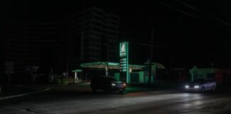 Енергетичний шантаж: чи залишиться Україна без світла та дизеля з Угорщини і Словаччини