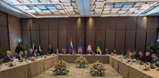 Україна та росія обговорили створення демілітаризованої зони на Донбасі під час переговорів – NYT