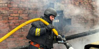 Дрон рф атакував лікарню у Великому Бурлуці на Харківщині