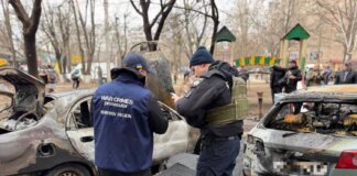 Просто посеред дня по двору багатоповерхівки – нові кадри з місця удару рф у Харкові, де зросла кількість постраждалих