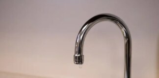 На лівому березі Києва відновлено подачу води