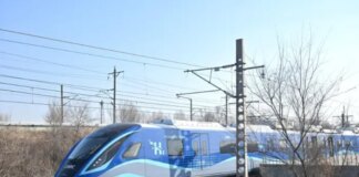 Китай вперше за шість років відновлює пасажирське сполучення з Північною Кореєю