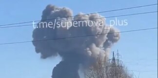 Стовп диму видно за кілометри. Потужний вибух стався на заводі в Татарстані