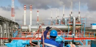 Нафтогазові доходи РФ в березні впадуть на 52% – Reuters