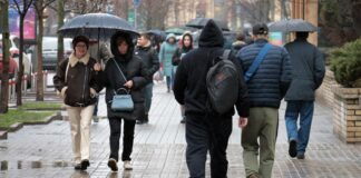 Весна на паузі: чого чекати від погоди сьогодні і де знадобляться парасольки