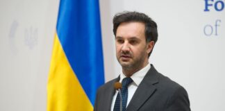 Переговори на паузі? Що Україна та РФ кажуть про наступну тристоронню зустріч