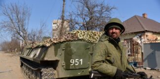 Росіяни рвуться до центру Гришиного, атакуючи з двох напрямків (мапа)