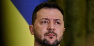 Мікрочипи із Німеччини в Москву: по кому вдарив новий указ Зеленського