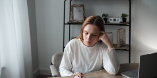 В Україні зростуть ціни, якщо ФОПи почнуть платити ПДВ: бліц з економістом КНЕУ