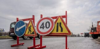 Коли залатають ями на дорогах: Кабмін поставив чіткий дедлайн