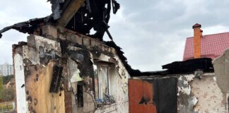 Радник міністра оборони "Флеш" показав зруйнований будинок після удару рф