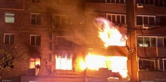 російський удар по Дніпру пошкодив багатоповерхівку, виникли пожежі – ОВА