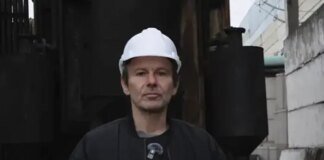 Вакарчук на зруйнованій ТЕС закликав міжнародну спільноту допомогти відновленню енергетики