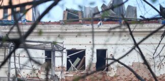 У Дніпрі після обстрілу численні пожежі, загинули люди (оновлено)