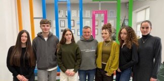 Школярі з України посіли друге місце на світовому техатоні