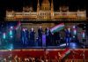 «Росіяни, геть додому». У Будапешті святкують перемогу Мадяра (фото, відео)
