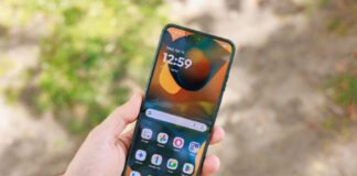 Новий Razr 70 Ultra розкрили повністю перед презентацією: нові фото