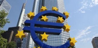 Застряглі 90 мільярдів від ЄС: Україна швидко не побачить грошей і не через Мадяра