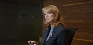 Рада підтримала повернення конкурсів на посади держслужби