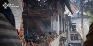 У Сумах з-під завалів дитсадка дістали тіло другої загиблої жінки