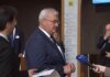 Україна не хоче бачити Шредера як перемовника від ЄС