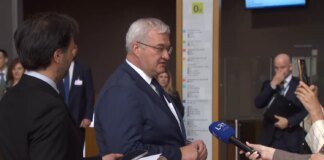 Україна не хоче бачити Шредера як перемовника від ЄС