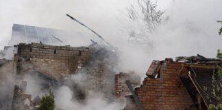 Російські дрони вдарили по Смілі, двоє поранених у тяжкому стані