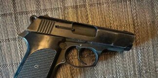 У Києві жінка вистрелила у чоловіка через зауваження про шум у дворі – поліція
