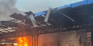 Ворог протягом доби тричі цілеспрямовано вдарив по депо "Нової пошти" у Харкові