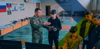 На ТОТ старшокласників готують до служби в армії рф та підрозділах БпЛА – ЦНС