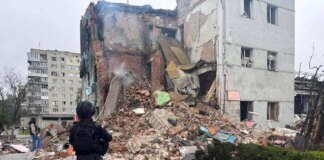 На Сумщині через російські атаки постраждали двоє людей, у Шостці пошкоджено десятки будівель