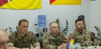 Головком армії Норвегії відвідав українських десантників та штурмовиків