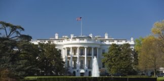 Будівництво бальної зали Трампа зіштовхнулося з новою перешкодою