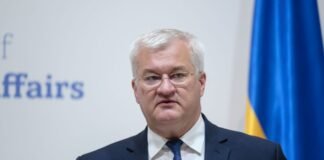 Сибіга вперше зустрівся з новою главою МЗС Угорщини: про що говорили