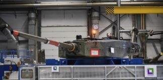 Німеччина переобладнує найбільший автопорт Європи під військові потреби